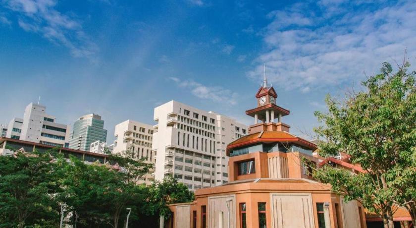 The Duchess Hotel Bangkok Exterior foto